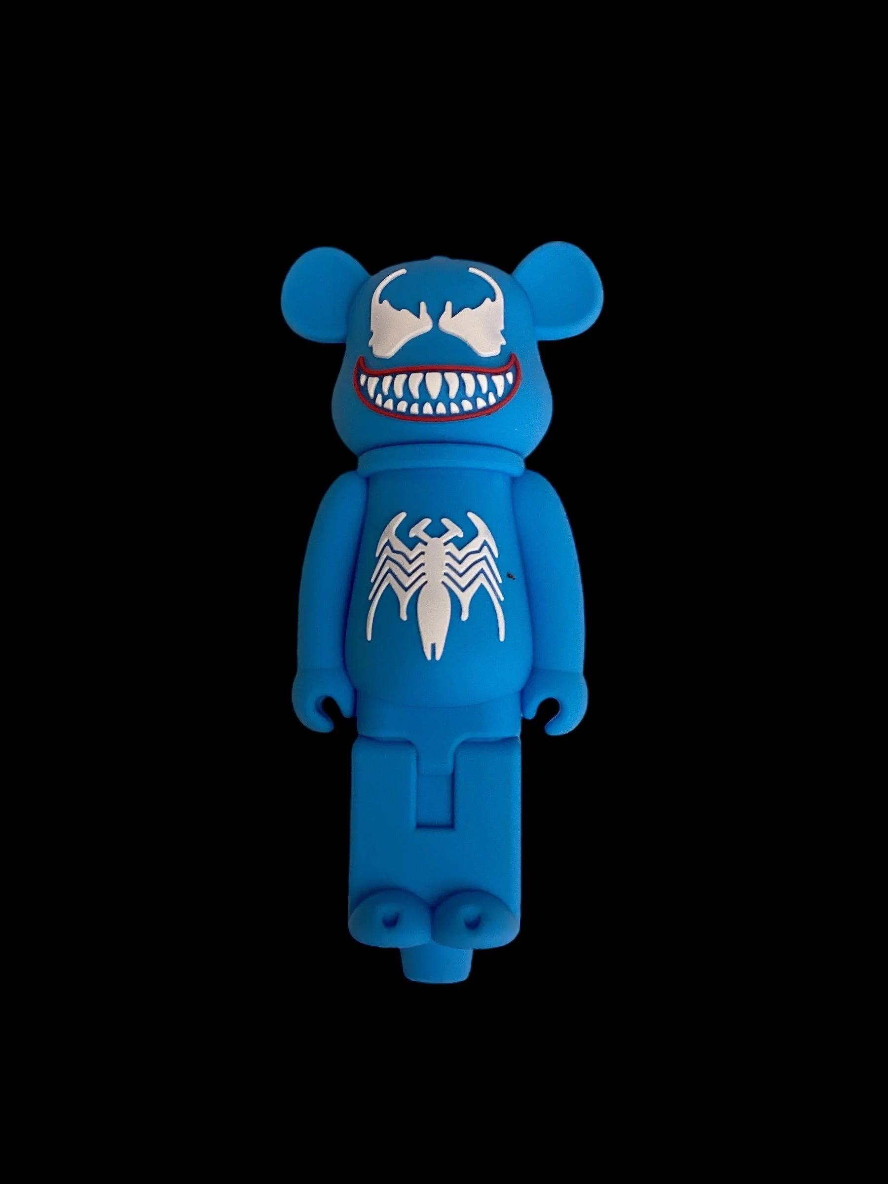 Bearbrick x Venom Silicone Hand Pipe - Image 8