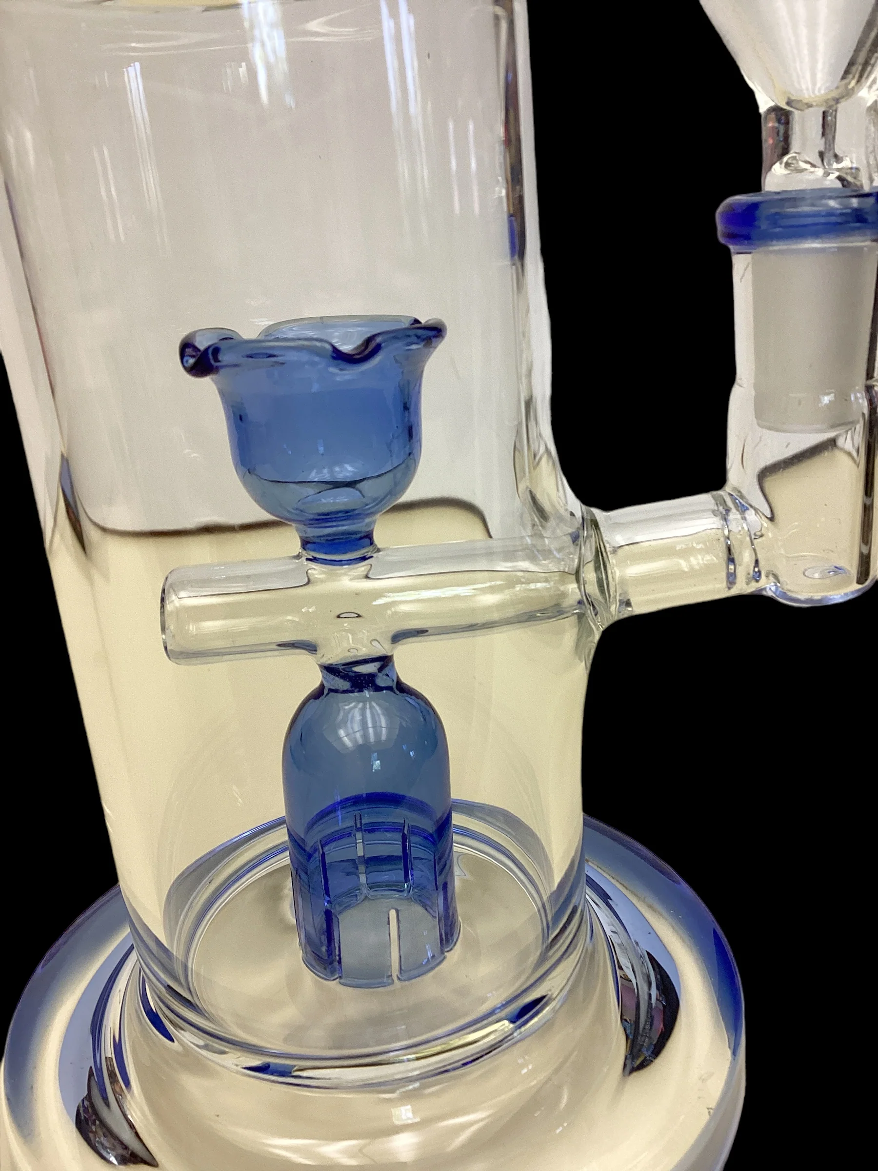 Big Chamber Bong - Image 4