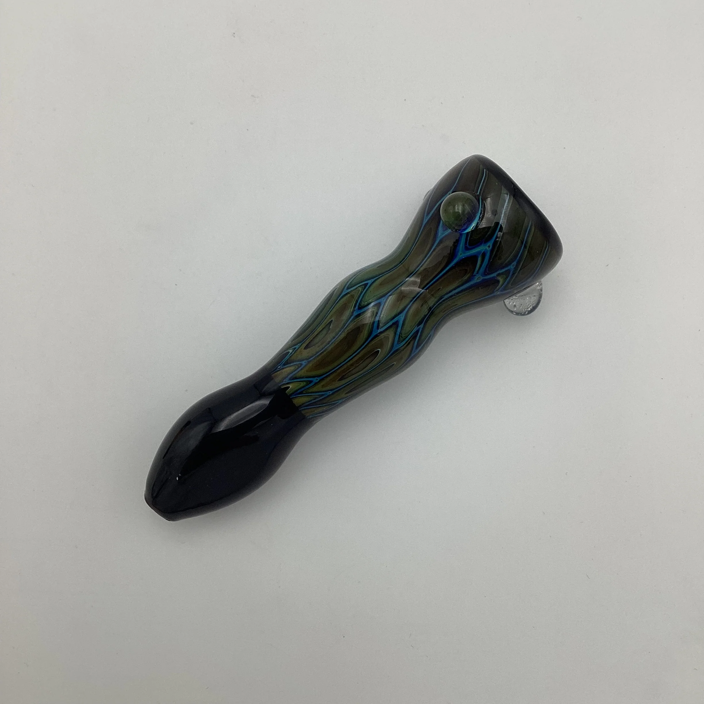 Green and Black Sandwich Wiggle Chillum