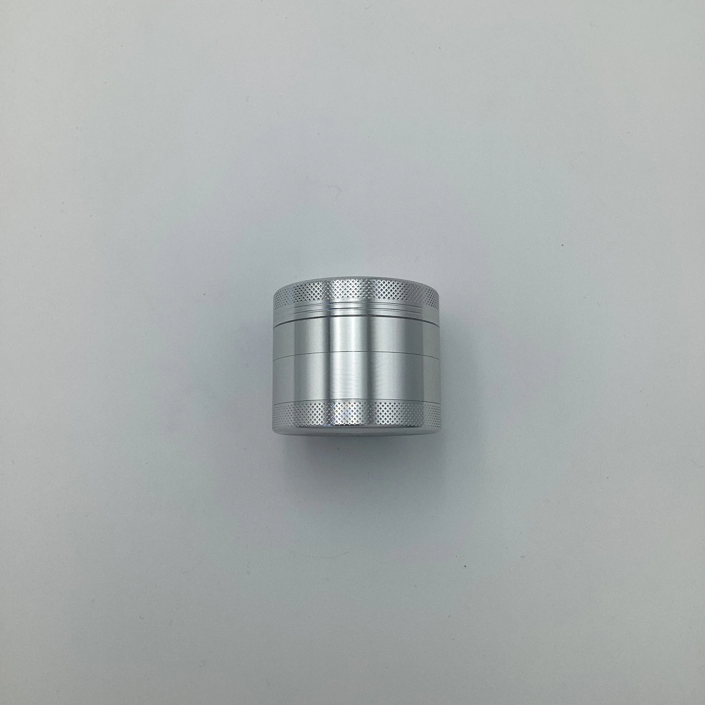 Legend Medium Grinder - Image 2