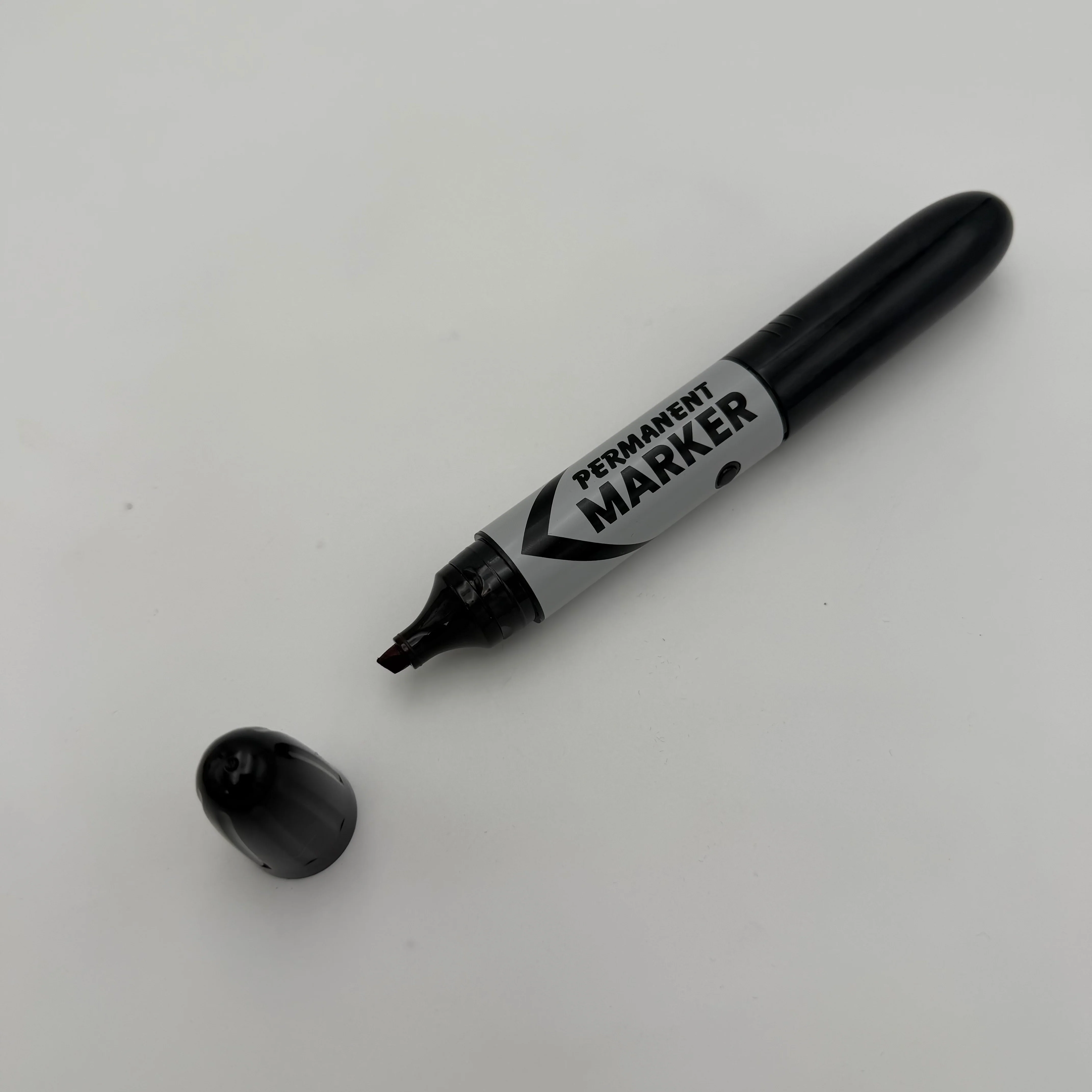 Smyle Labs Penjamin Permanent Marker - Image 2