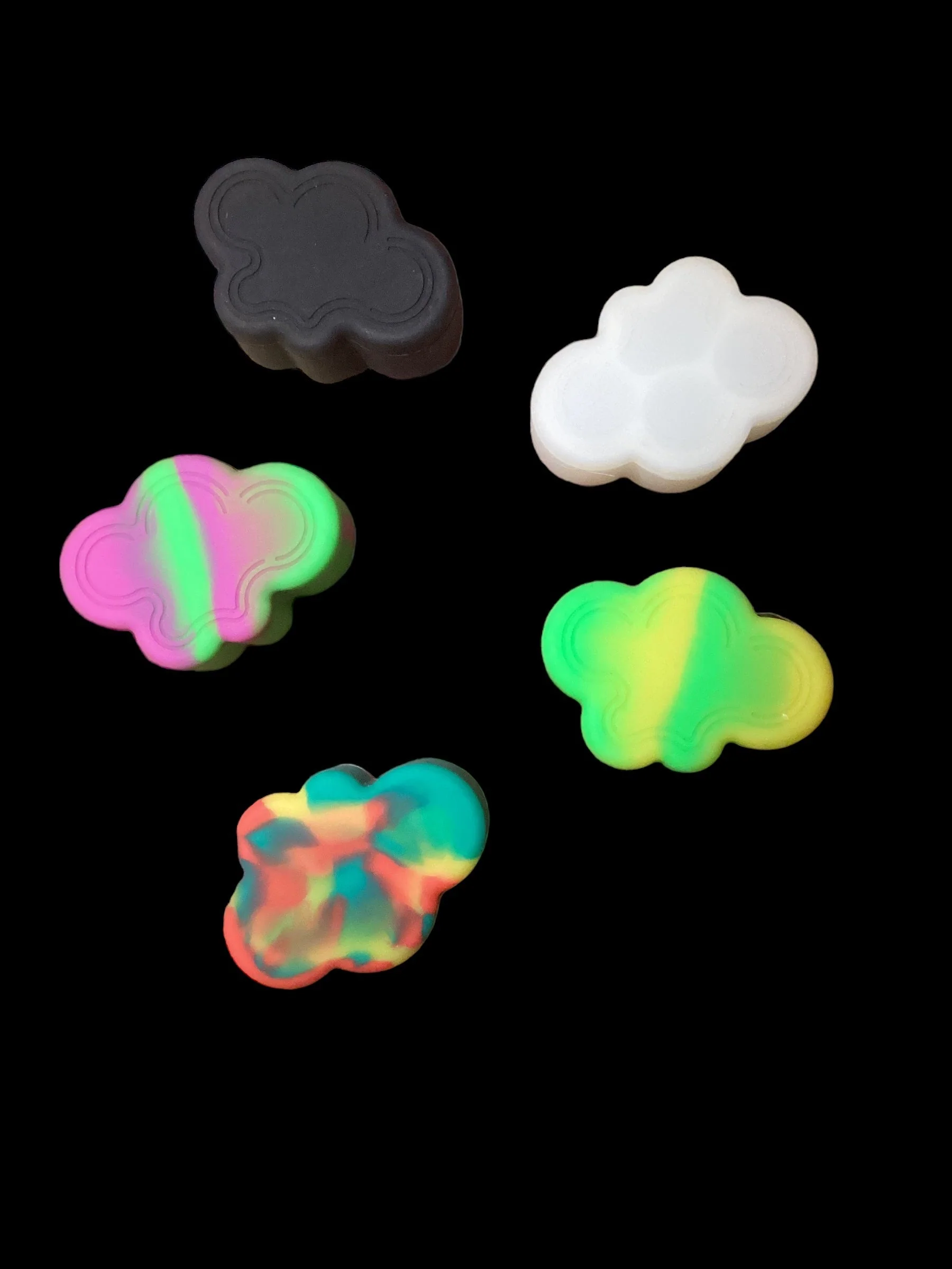 Small Silicone Cloud Container - Image 4